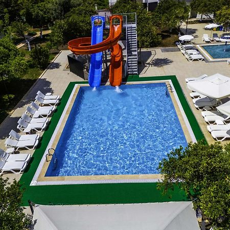 Viking Garden Hotel เกเมร์ ภายนอก รูปภาพ