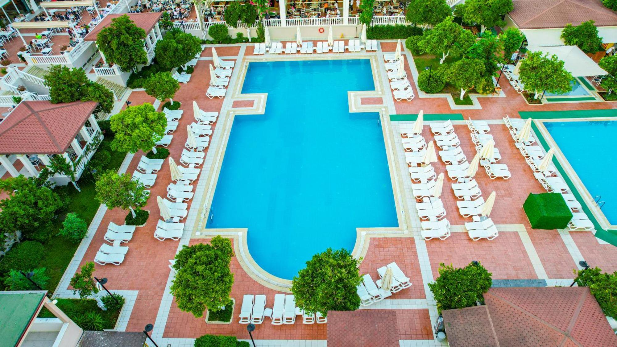 Viking Garden Hotel เกเมร์ ภายนอก รูปภาพ