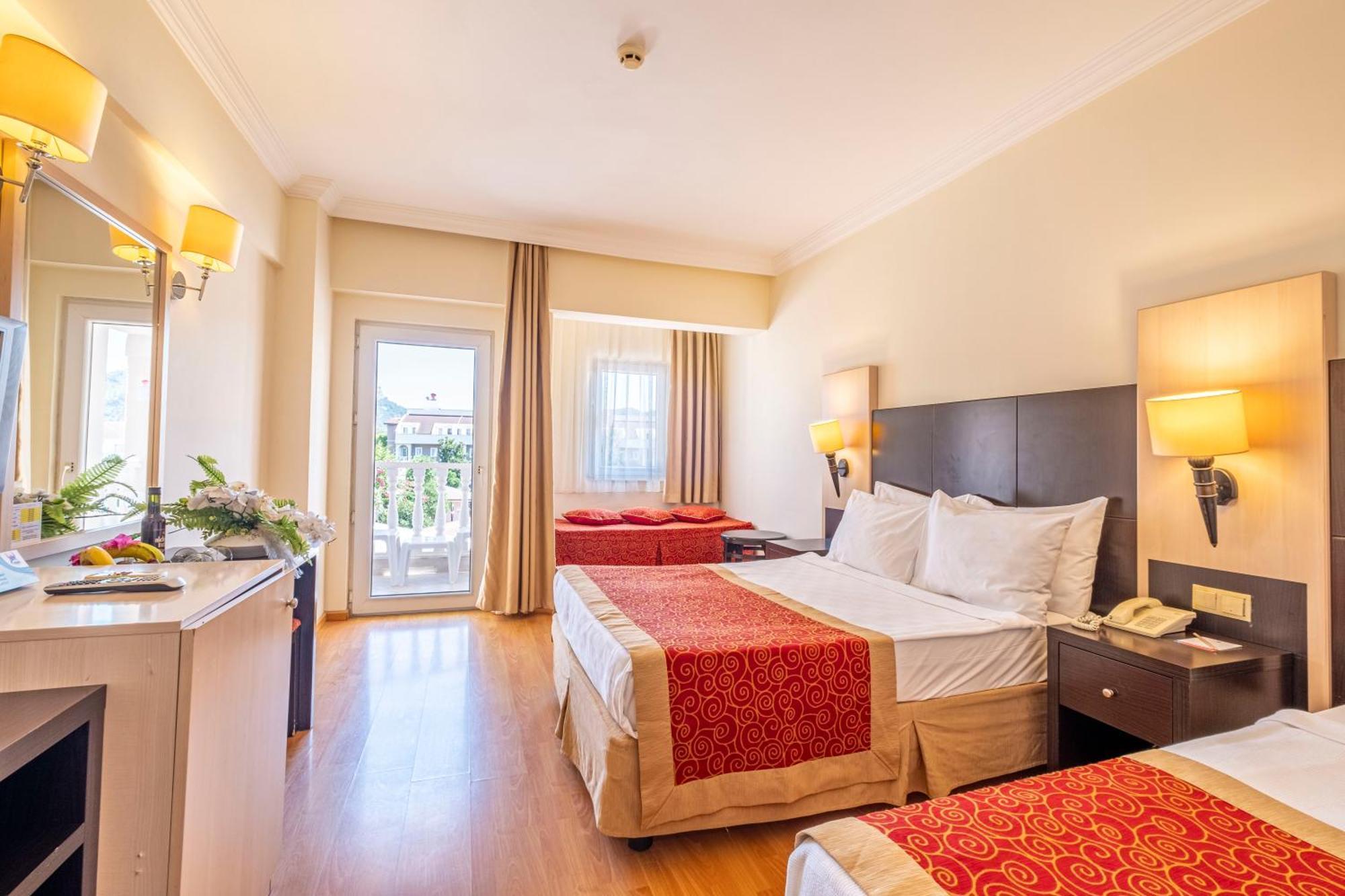 Viking Garden Hotel เกเมร์ ภายนอก รูปภาพ