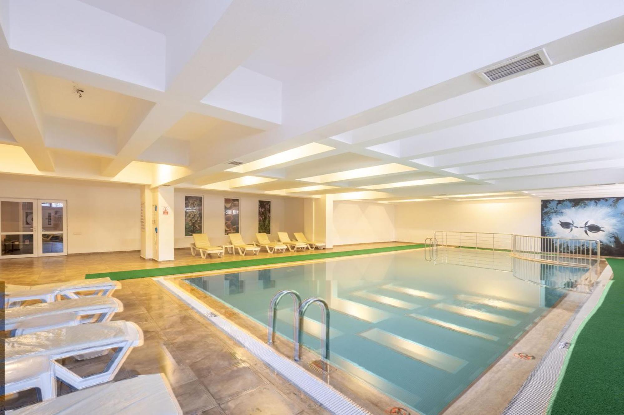 Viking Garden Hotel เกเมร์ ภายนอก รูปภาพ